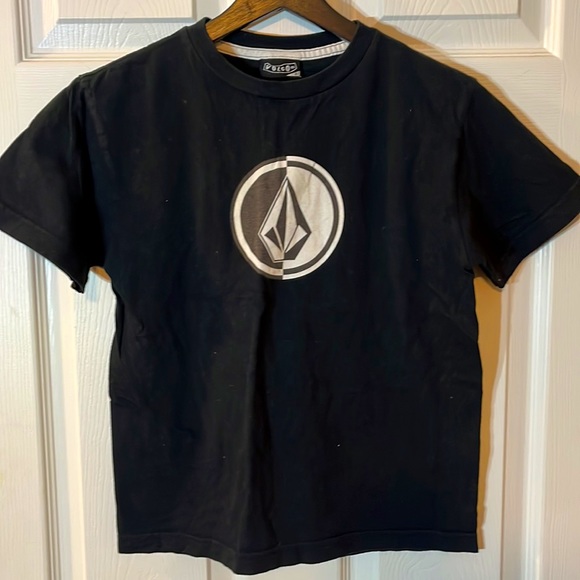 Skate Element Billabong Volcom boys bundle of three T shirts 2 small 1 large - Picture 4 of 7